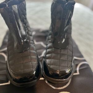 Totes Black Winter Rain Boots with Durable Design